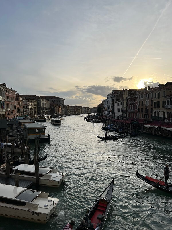 Sunset with view from the Rialto Bridge