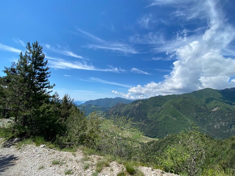 Alpine terrain on Lake Garda for MTB descents