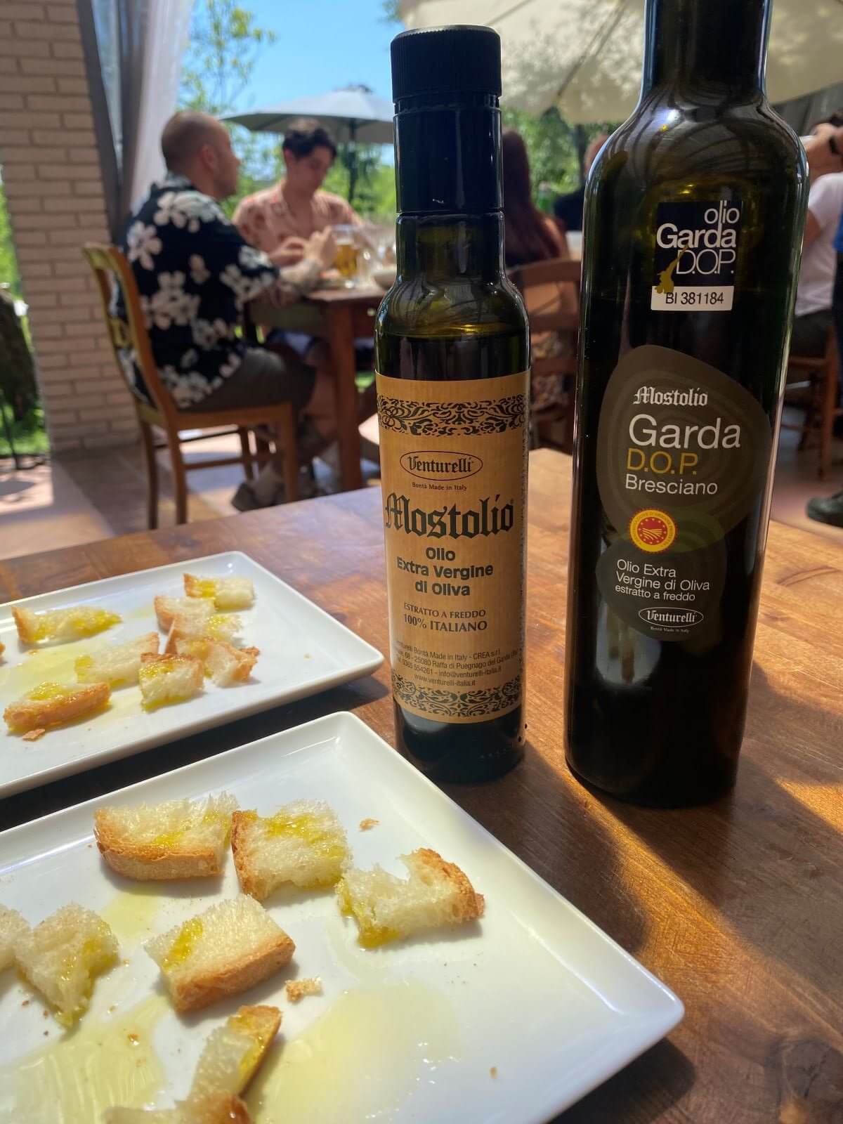 Besuch einer Ölmühle am Gardasee Olivenöl Verkostung Venturelli Gardasee