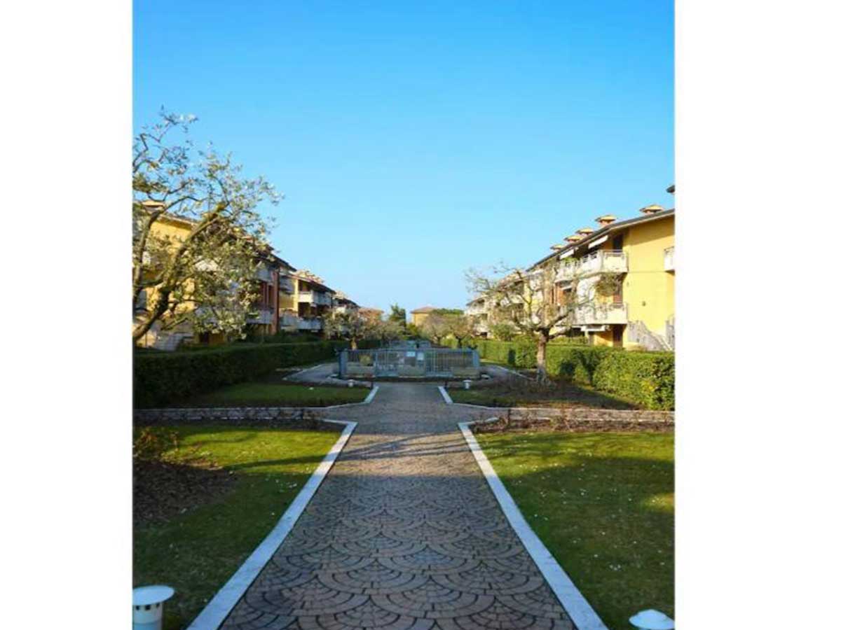 View of the residential complex Residence Lugana di Sirmione