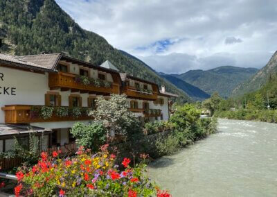 Alpencross - Blick auf die Etsch bei Hochwasser